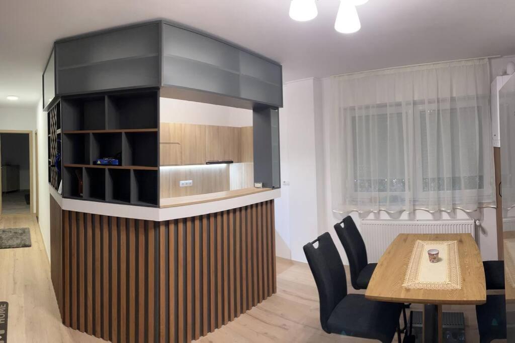 Bingo Apartman Cristuru Secuiesc المظهر الخارجي الصورة