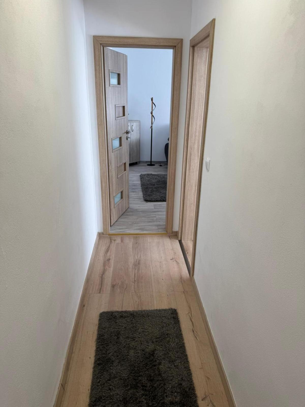 Bingo Apartman Cristuru Secuiesc المظهر الخارجي الصورة