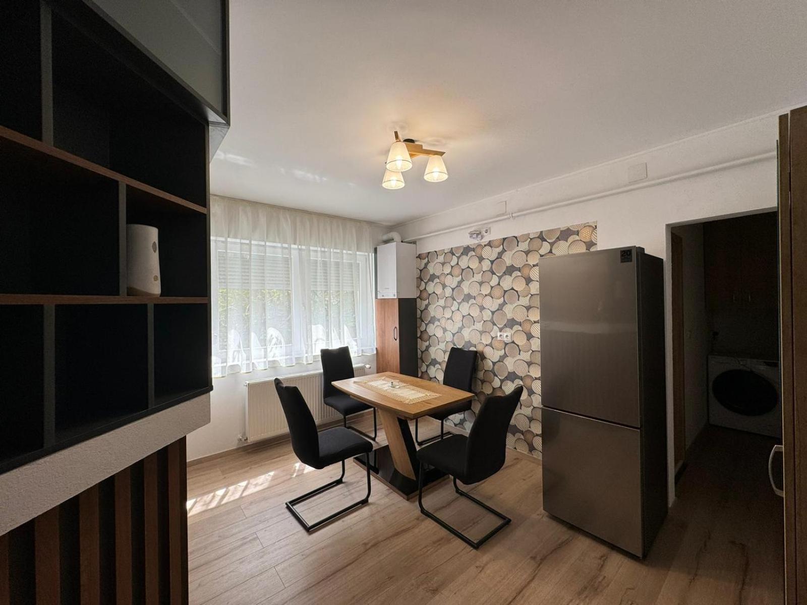 Bingo Apartman Cristuru Secuiesc المظهر الخارجي الصورة